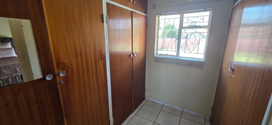4 Bedroom Property for Sale in Meiringspark North West
